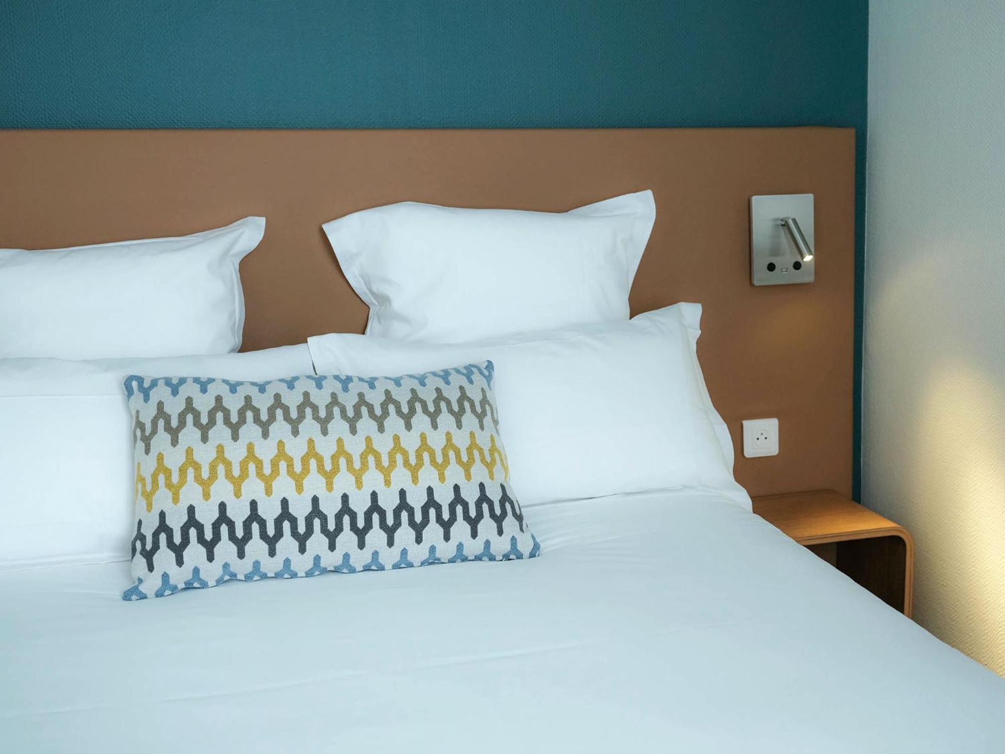 Logis Hotel De L'Europe Poitiers Pokoj fotografie